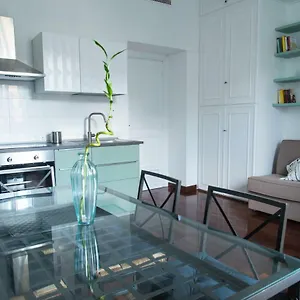 https://le-naiadi.it-romehotels.com